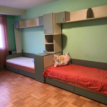 Spacious Beautiful Apartment - Prime Location Varna Bagian luar foto