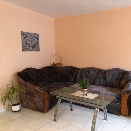 Spacious Beautiful Apartment - Prime Location Varna Bagian luar foto